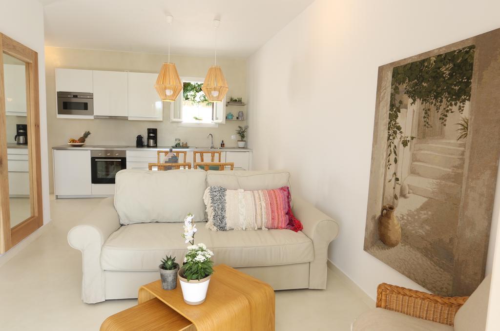 Seafront Calista Beach House With Garden Glyfada  Buitenkant foto